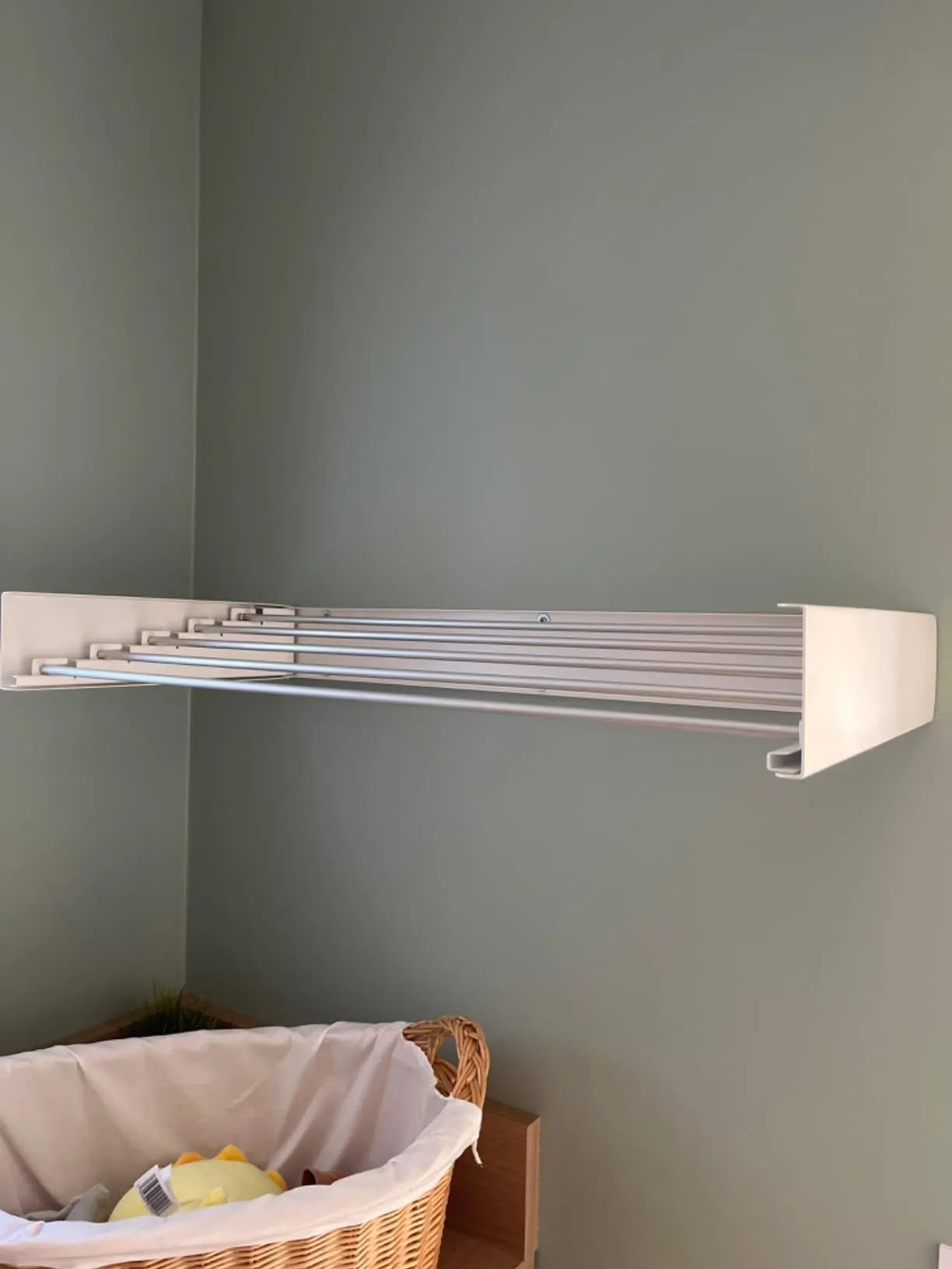 Étendoir Mural Rétractable et Pliable – Anticorrosion & Gain de Place